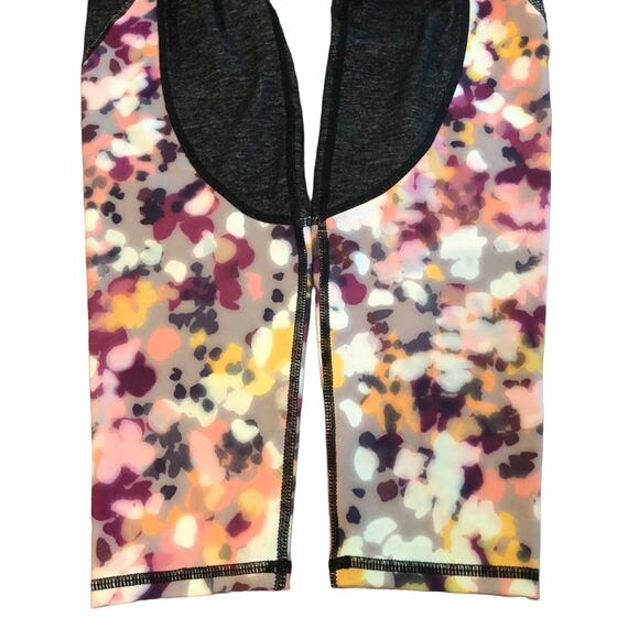 Athleta High Rise Chaturanga Flow Tight Petal - Picture 3 of 9